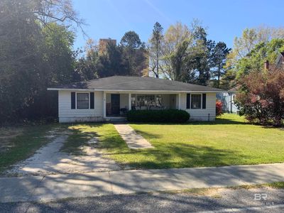102 E 5th St, Bay Minette, AL, 36507