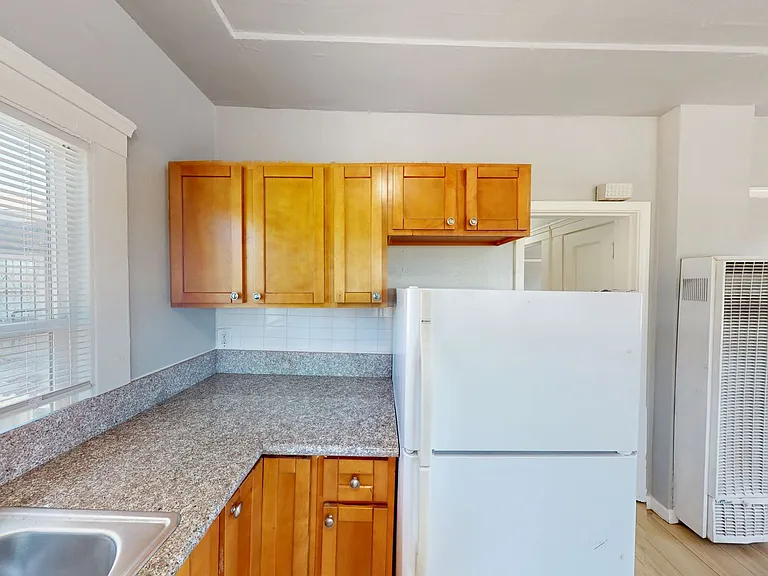 2605 High Street — Photo 24