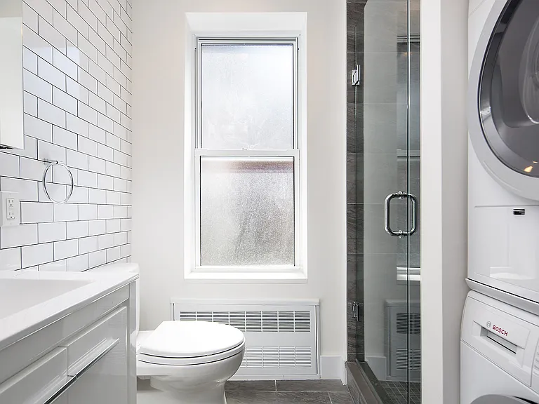 249 Broome St #13 — Photo 5