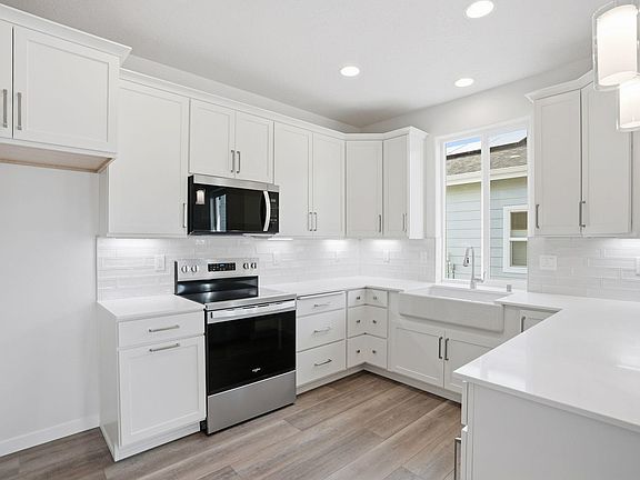 4th image of 1757 N Kramer Rd