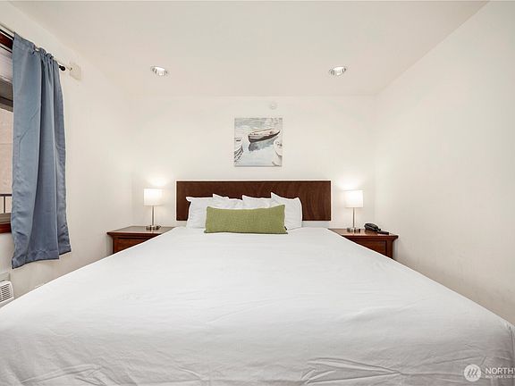 2nd image of 322 W Woodin Avenue #632