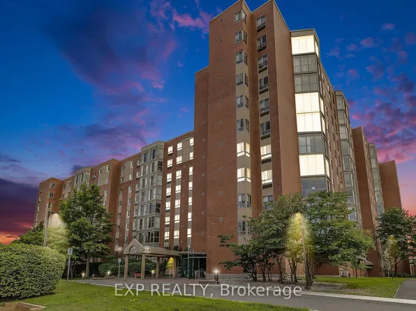 960 Teron Rd #1101, Ottawa, ON K2K 2B6