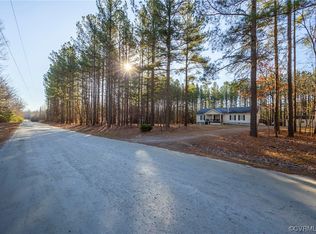 45 Carriage Hill Rd, Farmville, VA 23901