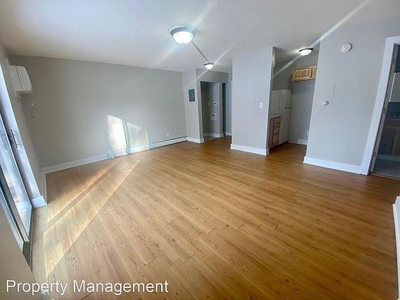 3rd image of 4711 S Union St #101