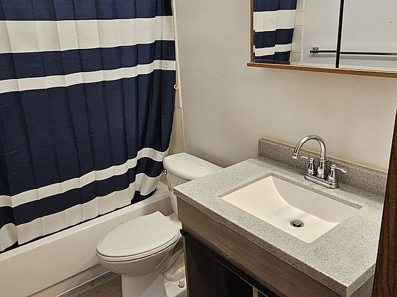 4th image of 509 Hougen St S