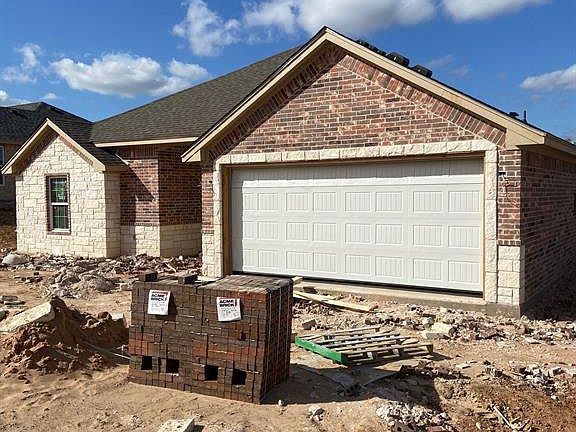 3rd image of 2120 Christine Dr