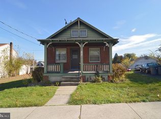 1418 Crowder Ave, Reading, PA 19607