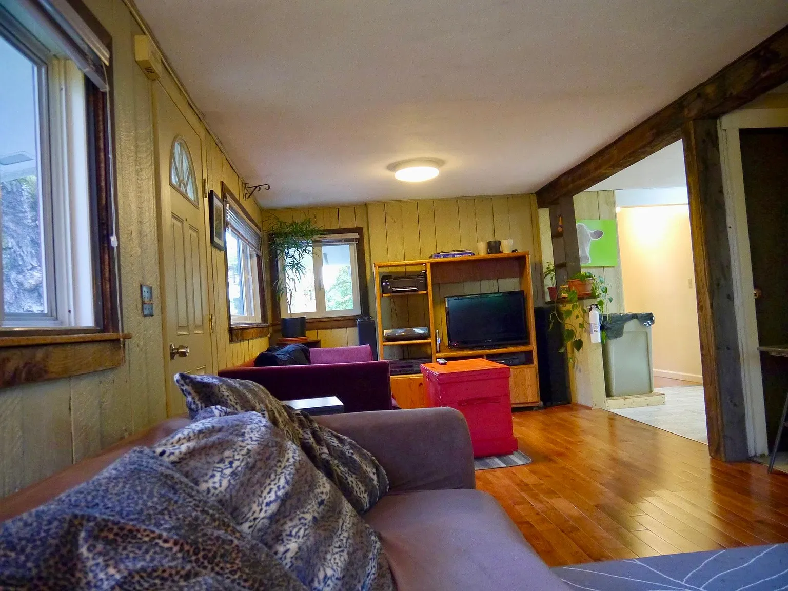 6 bed, 1.5 bath, 1516 sqft, $5,400 — Photo 3