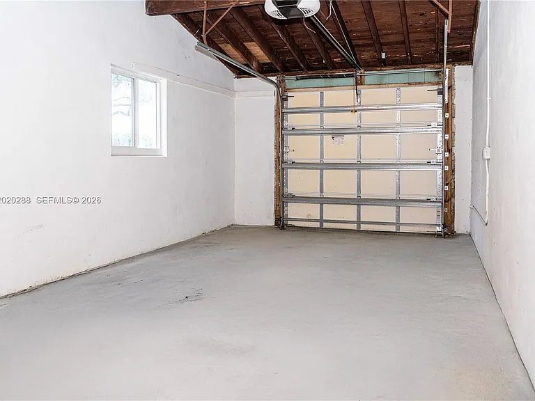 220 NW 112th Ter — Photo 64