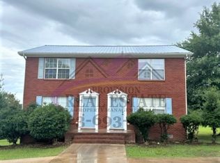 1106 Village Ct NE, Cleveland, TN 37312