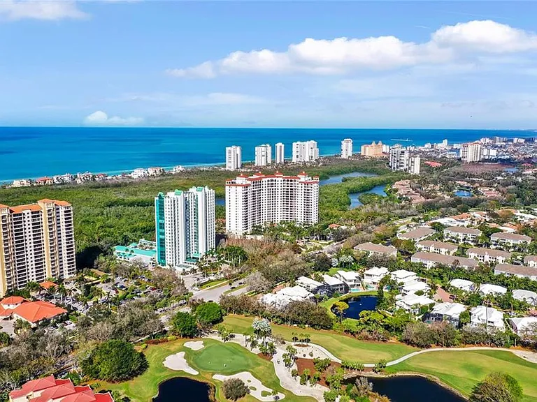 7515 Pelican Bay Blvd #17D — Photo 34