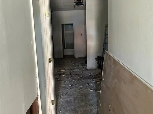 3715 Pennsylvania Ave, Saint Louis, MO 63118