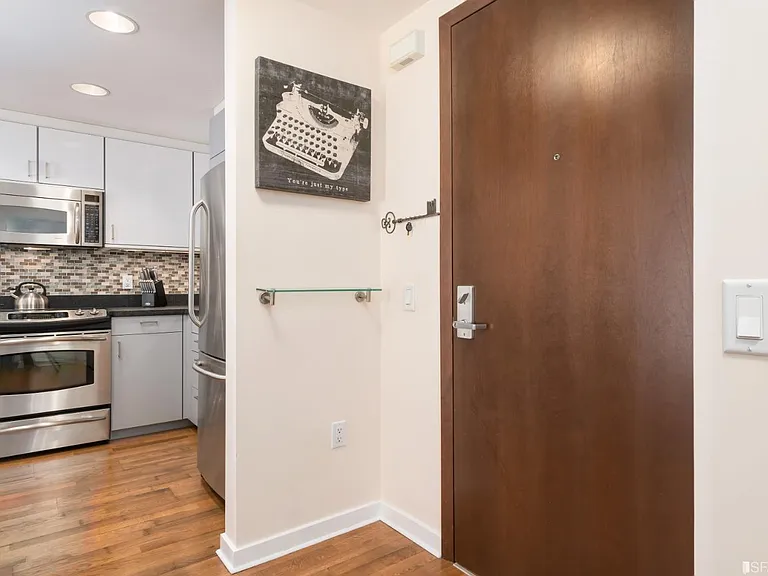 451 Kansas St #375 — Photo 2