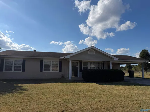 246 Agua Dr, Hazel Green, AL 35750