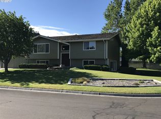 995 Juanita Ave, Hermiston, OR 97838