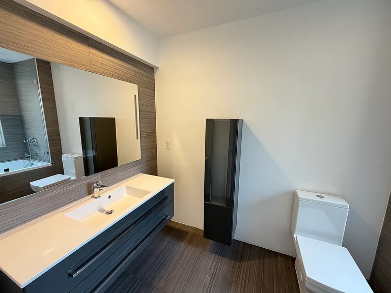 574 E Palm Ave #105 — Photo 53
