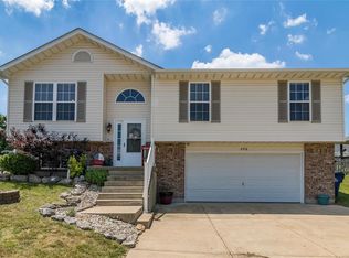 2316 W Ridge Dr, Festus, MO 63028