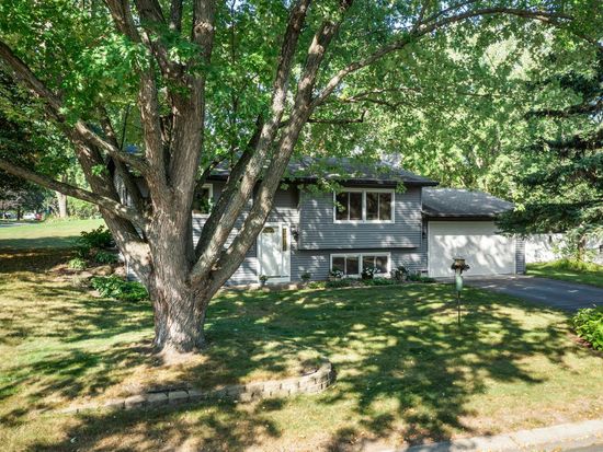 4281 Svensk Ln N, Eagan, MN 55123