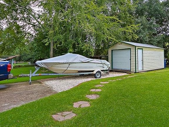 2nd image of 40119 Todd Dr