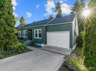 16001 19th Ave SW, Burien, WA 98166