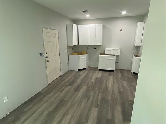 3rd image of 4818 Wylie St #A