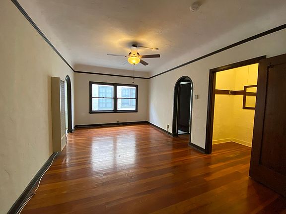 3rd image of 343 S Detroit St APT 212