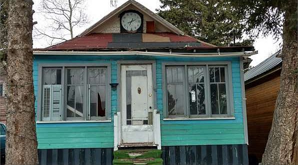 2nd image of 116 N Bison Ave