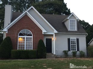 8617 Confederate Place Dr, Pewee Valley, KY 40056
