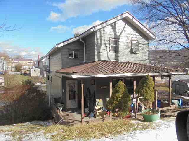 1st image of 520 W 20th St