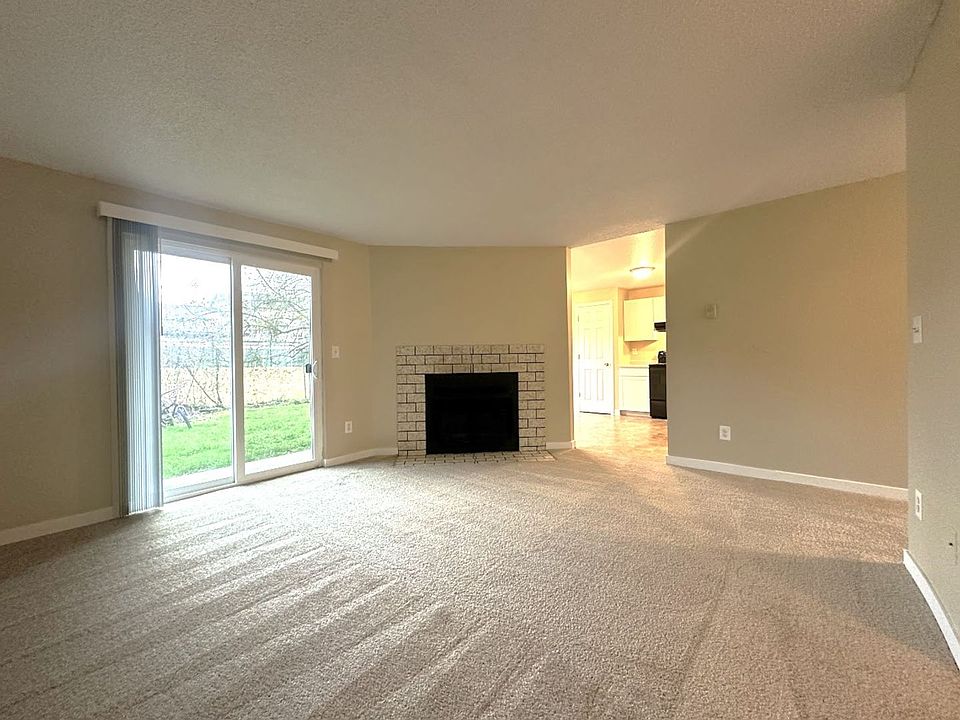 1st image of 9818 132nd Street Ct E APT B