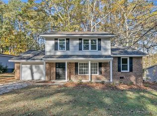 1743 Daisy Ln, Fayetteville, NC 28303