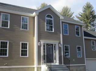 14 Wildbrook Dr, Rutland, MA 01543