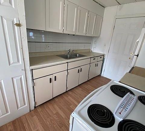 2nd image of 3520 Upland St #3520