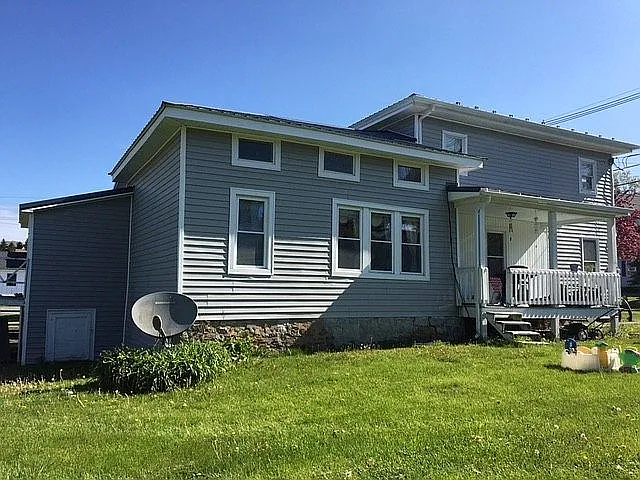 509 Main St — exterior photo