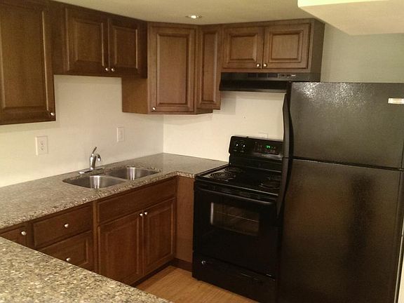 4th image of 411 Florida Blvd APT B