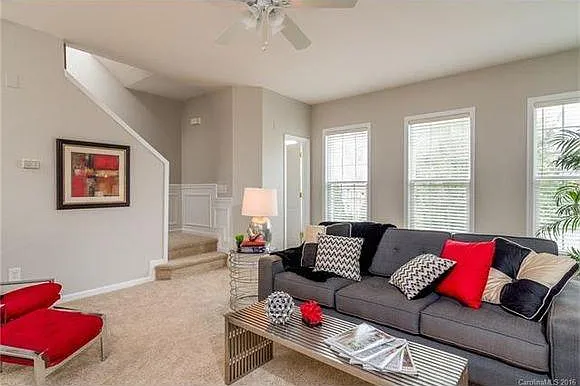 11143 Waxberry Dr — Photo 2