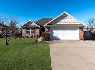 1623 Zachary St, Pea Ridge, AR 72751