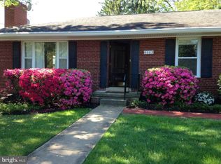 6002 Osceola Rd, Bethesda, MD 20816