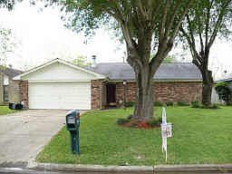 1st image of 4915 Shady Oak Ln