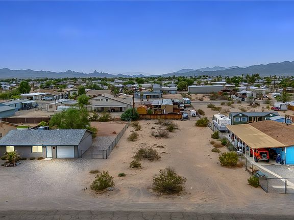 5th image of 5282 Miami Place