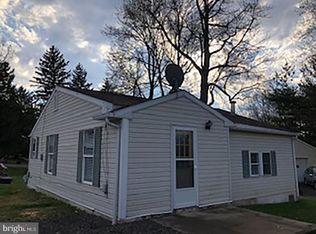 613 Summit Ave, Shillington, PA 19607