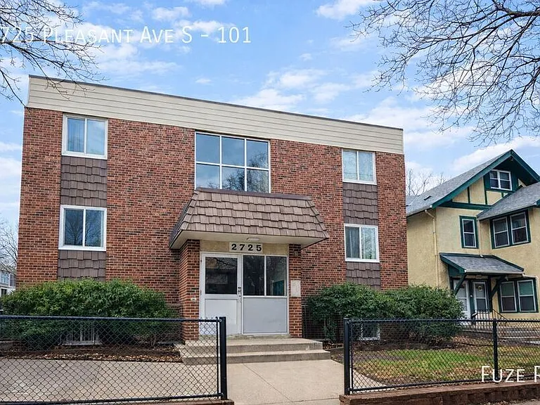 2725 Pleasant Ave #101 — Photo 1