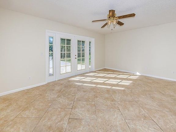 4th image of 16301 Alladin Way