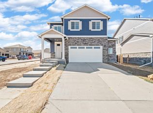 1856 Knobby Pine Dr, Fort Collins, CO 80528
