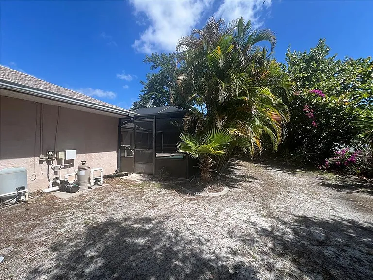 1314 Beacon Dr — Photo 40