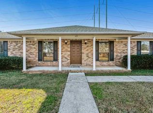 437 Twin Bay Dr, Pensacola, FL 32534