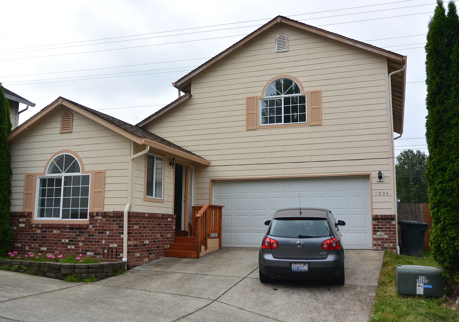 Beautiful 3 Bedroom Home in Woodland - 1994 Meadowood Loop — Photo 1