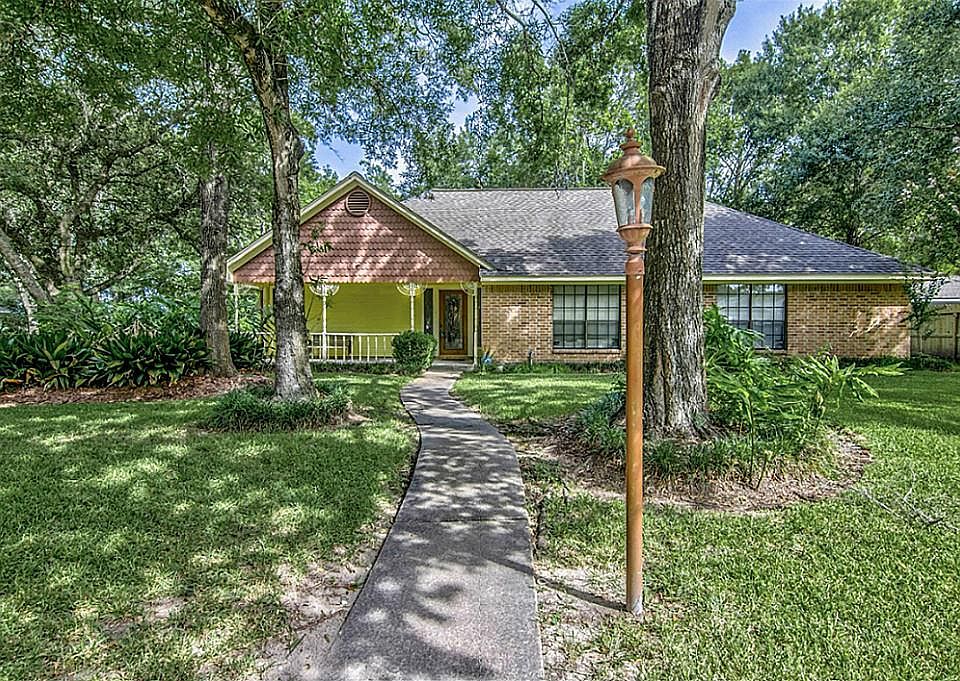 1st image of 601 Kings Ct