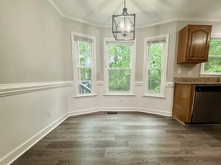 632 Bromsworth Trl — Photo 7