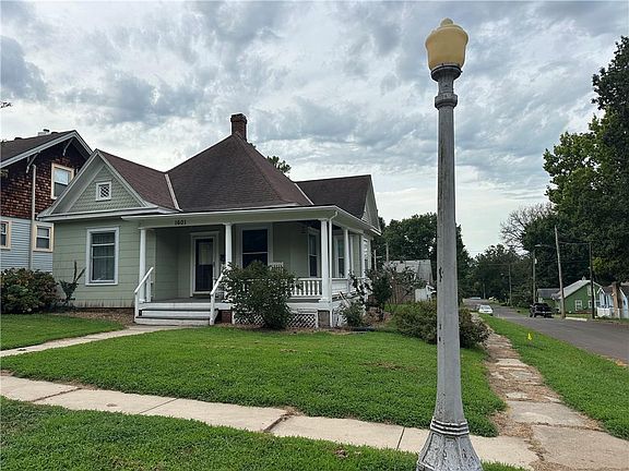 2nd image of 1601 Bloom St